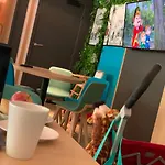 Hotel Montmartre By Ihg Parigi