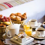 Montmartre By Ihg Hotel 4*