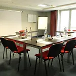 Montmartre By Ihg 4* Parigi