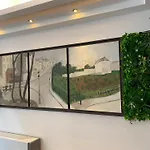 Montmartre By Ihg Parigi
