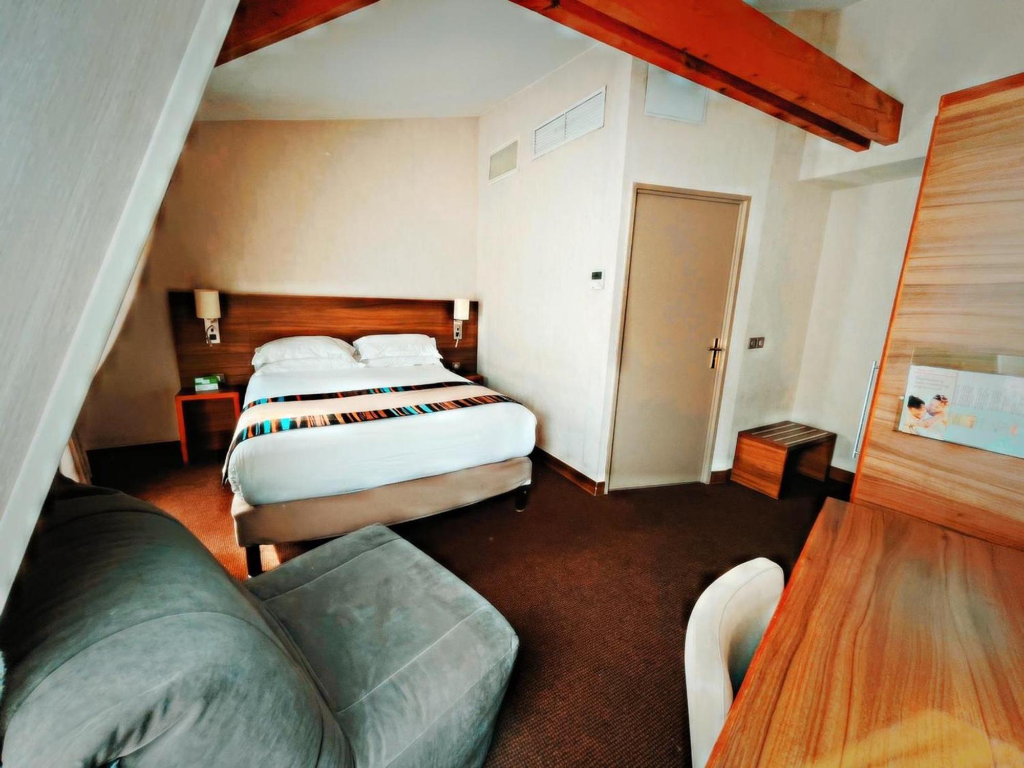 Montmartre By Ihg Hotel 4*