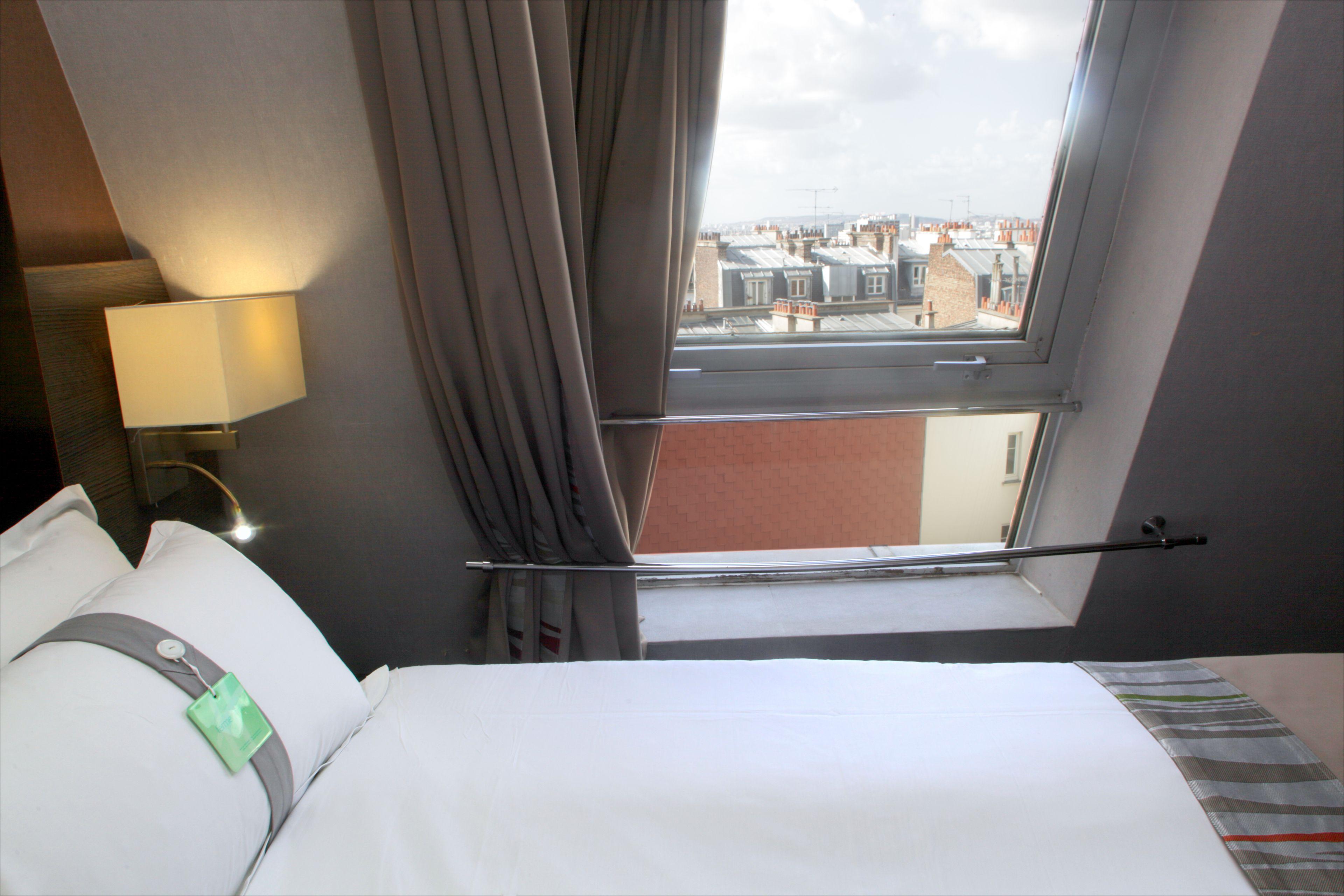 Hotel Montmartre By Ihg Paris
